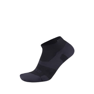 2XU Vectr 1/4 Crew Sock, Black/Titanium, Small