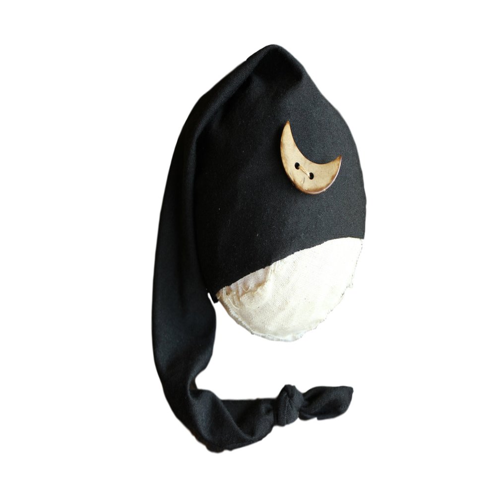 AMOS and SAWYER Knotted Sleeping Hat, Newborn Photography Prop (Newborn, Black - Moon Button)