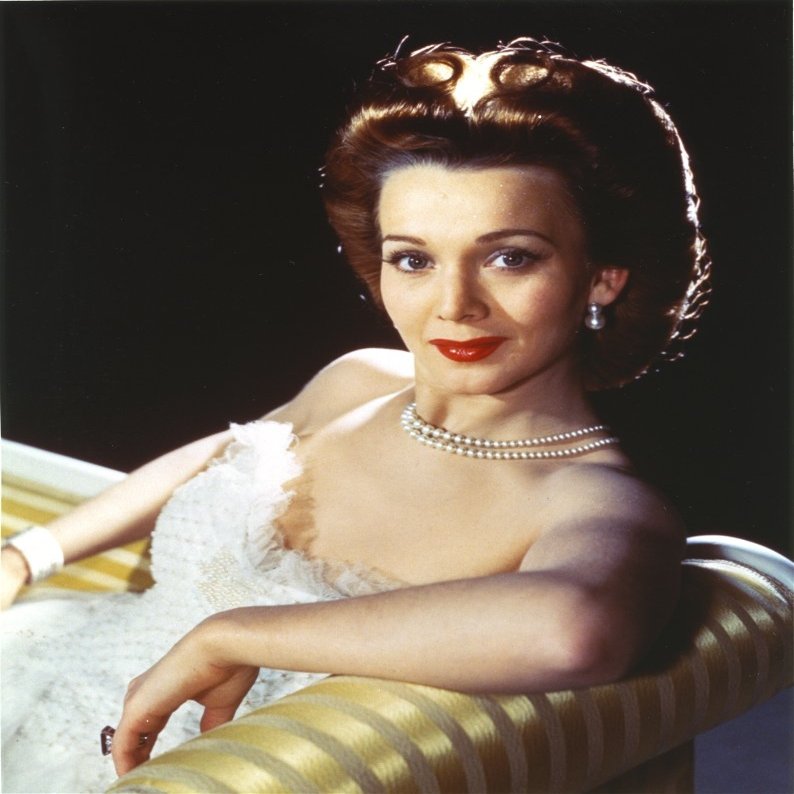 Carole Landis Close Up Portrait Photo Print (8 x 10)