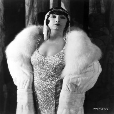 Mae Busch Portrait in Classic Photo Print (24 x 30)