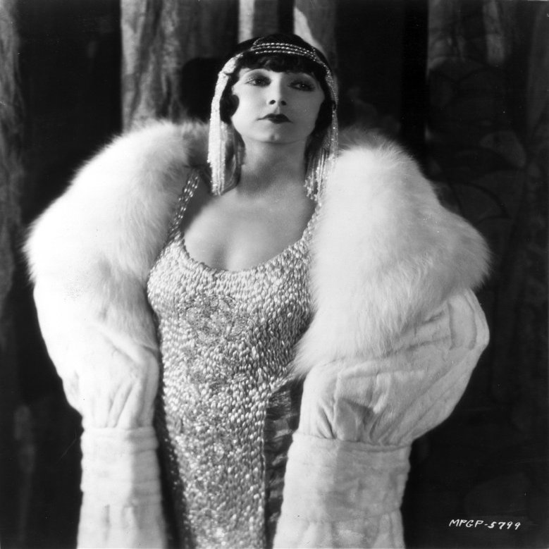 Mae Busch Portrait in Classic Photo Print (24 x 30)