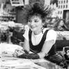 Annie Potts Seated in Classic Photo Print (24 x 30) view 1
