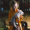 Dakota Fanning with Pig Portrait Photo Print (30 x 24) view 1