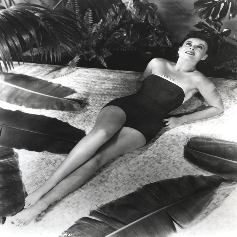 Paulette Goddard Lying Pose in Bikini Photo Print (24 x 30)