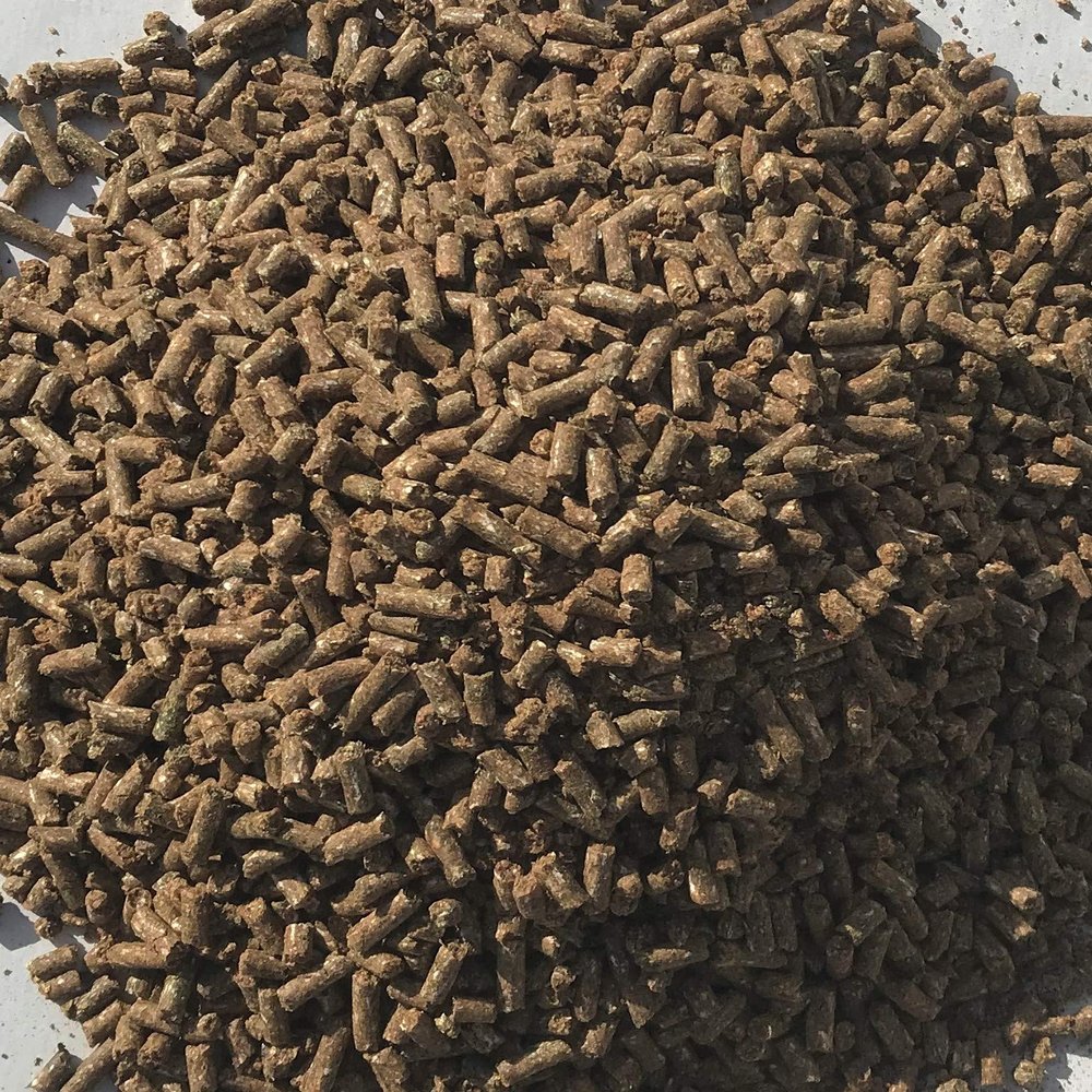 Tasty All Natural Sheep and Goat Feed for Mixed Herds of Sheep and Goats Freshly Milled, Soy Free, Corn Free, Non-GMO, with All Natural Premium Fertrell Vitamins and Minerals (20lb)