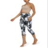 ODODOS Women's High Waisted Pattern Yoga Capri Leggings with Pockets, Tummy Control Non See Through Sports Athletic Workout Running Capris, Crosstalk, Large view 4