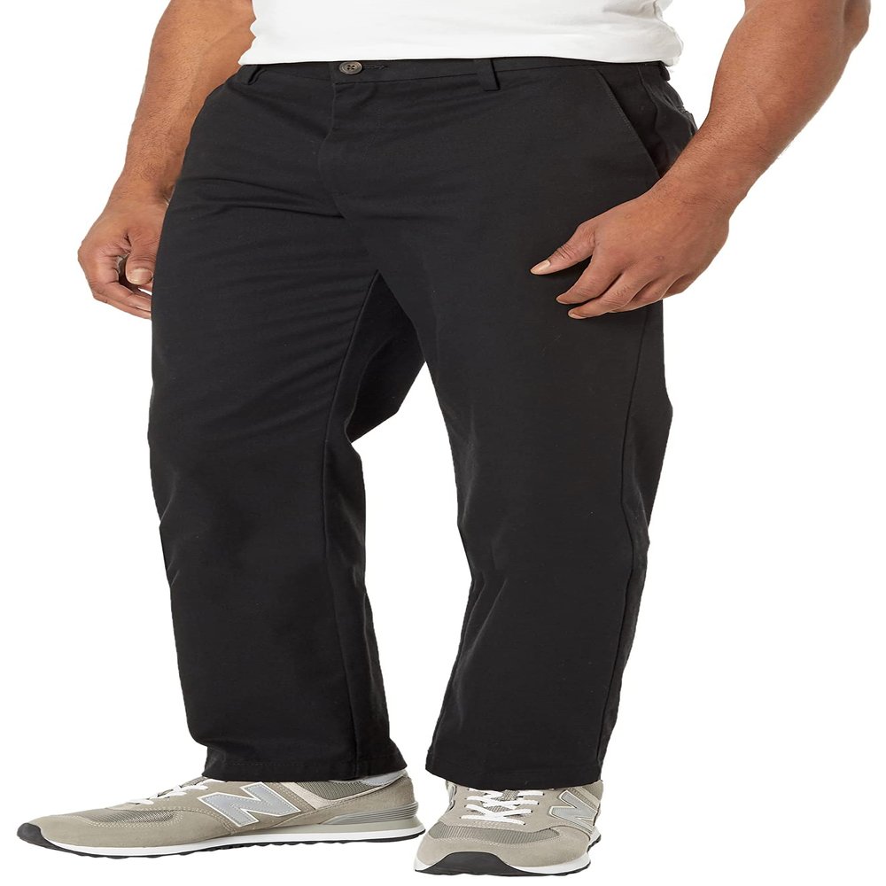 Amazon Essentials Men's Straight-Fit Wrinkle-Resistant Flat-Front Chino Pant, Black, 28W x 32L