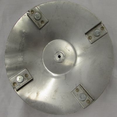 Ultramatic Feeders Deer Scatter Plate, 1/8" Bore, 5" Round, Cupped Design