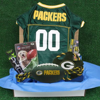 NFL Green Bay Packers PET GIFT BOX with 2 Licensed DOG TOYS, 1 Logo-engraved NATURAL DOG TREAT, 1 NFL JERSEY, 1 NFL Puppy Training Bells & 1 Car Seatbelt