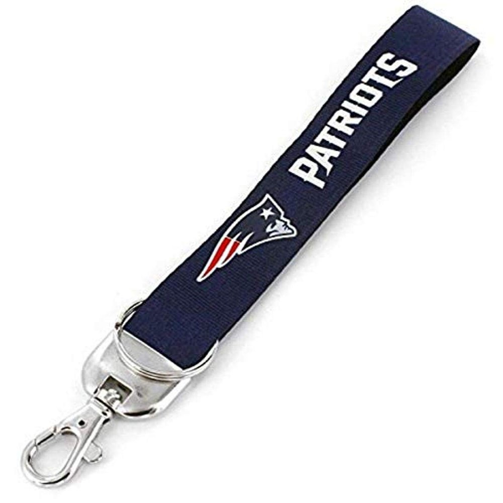 Aminco NFL New England Patriots Deluxe Wristlet Keychain , 5
