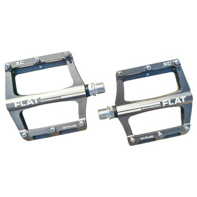 UPANBIKE Mountain Bike Bearing Pedals 9/16'' Spindle Aluminum Alloy Flat Platform for BMX MTB Road Bicycle (Titanium Color)