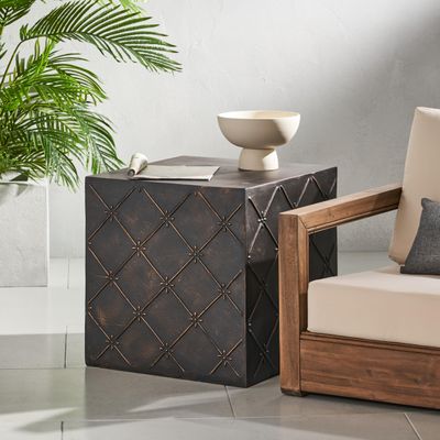 GOWE END Table