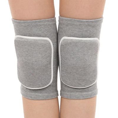 Caviotess Kids Teens Protective Knee Pads, Anti-Slip Padded Sponge Knee Brace Knee Support for Football Volleyball Dance Skating Basketball Sports