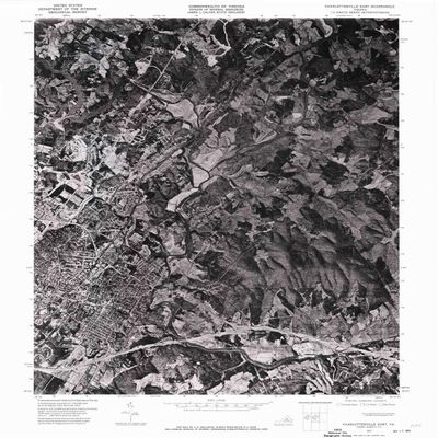 YellowMaps Charlottesville East VA topo map, 1:24000 Scale, 7.5 X 7.5 Minute, Historical, 1972, Updated 1974, 26.7 x 22 in - Polypropylene