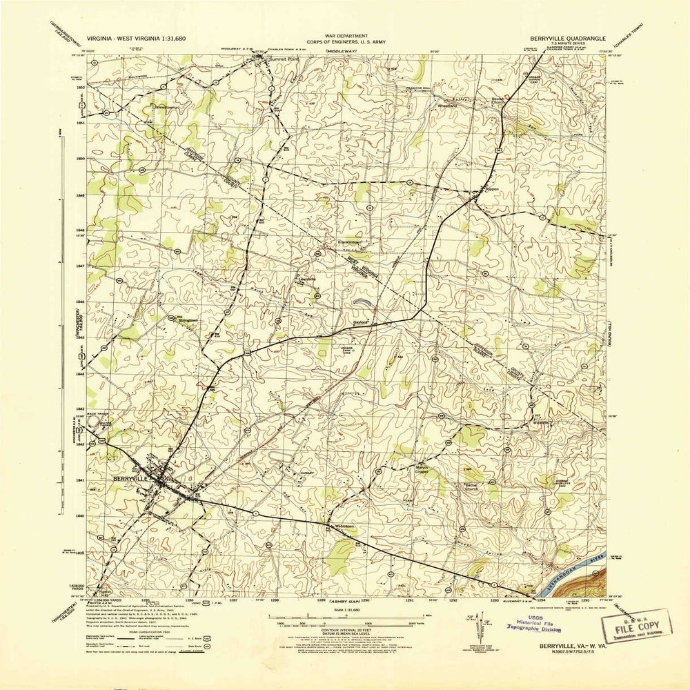 YellowMaps Berryville VA topo map, 1:31680 Scale, 7.5 X 7.5 Minute, Historical, 1944, 21.9 x 17.8 in - Polypropylene