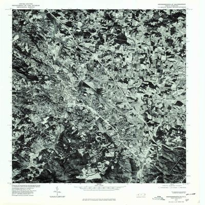 YellowMaps Hendersonville NC topo map, 1:24000 Scale, 7.5 X 7.5 Minute, Historical, 1977, Updated 1979, 26.8 x 21.9 in - Polypropylene