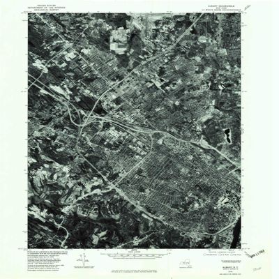 YellowMaps Albany NY topo map, 1:24000 Scale, 7.5 X 7.5 Minute, Historical, 1978, Updated 1982, 26.9 x 22 in - Tyvek