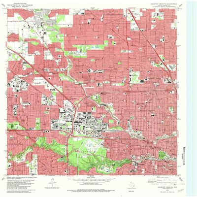 YellowMaps Houston Heights TX topo map, 1:24000 Scale, 7.5 X 7.5 Minute, Historical, 1982, Updated 1983, 27.1 x 23.2 in - Tyvek