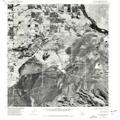 YellowMaps Las Vegas SE NV topo map, 1:24000 Scale, 7.5 X 7.5 Minute, Historical, 1973, Updated 1977, 26.7 x 22 in - Polypropylene
