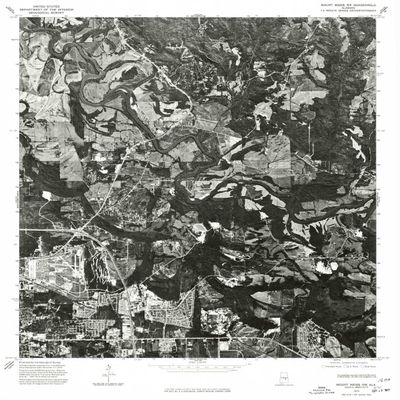YellowMaps Mount Meigs NW AL topo map, 1:24000 Scale, 7.5 X 7.5 Minute, Historical, 1975, Updated 1977, 26.7 x 21.6 in - Polypropylene
