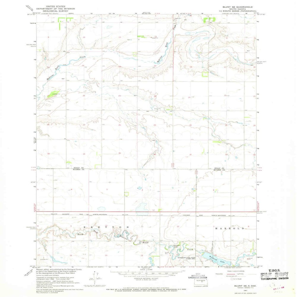 YellowMaps Blunt SE SD topo map, 1:24000 Scale, 7.5 X 7.5 Minute, Historical, 1967, Updated 1968, 26.9 x 22 in - Tyvek