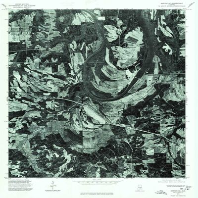 YellowMaps Benton SE AL topo map, 1:24000 Scale, 7.5 X 7.5 Minute, Historical, 1975, 26.8 x 21.6 in - Polypropylene