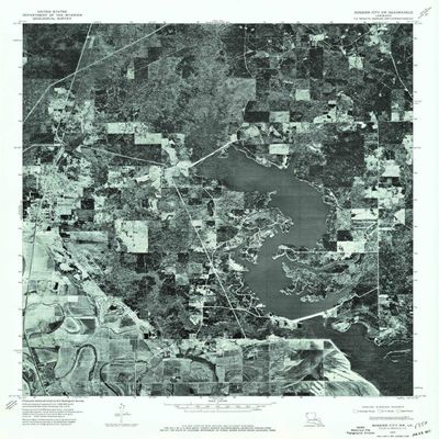 YellowMaps Bossier City NW LA topo map, 1:24000 Scale, 7.5 X 7.5 Minute, Historical, 1975, Updated 1976, 26.8 x 21.6 in - Polypropylene