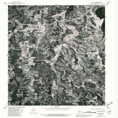 YellowMaps Quincy MO topo map, 1:24000 Scale, 7.5 X 7.5 Minute, Historical, 1980, Updated 1982, 26.8 x 21.9 in - Tyvek