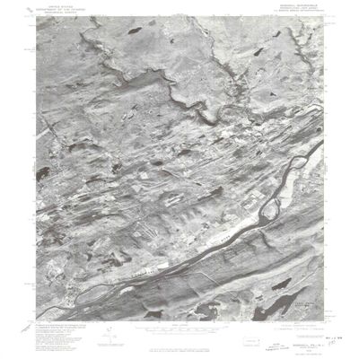 YellowMaps Bushkill PA topo map, 1:24000 Scale, 7.5 X 7.5 Minute, Historical, 1976, Updated 1978, 26.8 x 21.5 in - Polypropylene