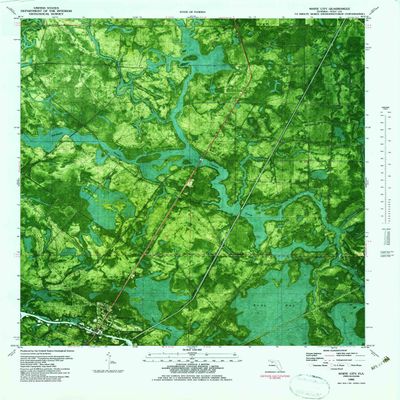 YellowMaps White City FL topo map, 1:24000 Scale, 7.5 X 7.5 Minute, Historical, 1982, Updated 1983, 27.8 x 23 in - Tyvek