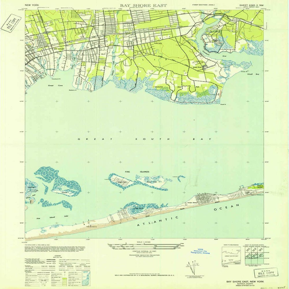 YellowMaps Bay Shore East NY topo map, 1:24000 Scale, 7.5 X 7.5 Minute, Historical, 1944, 28.8 x 21 in - Polypropylene
