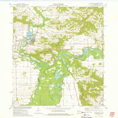 YellowMaps Galesville WI topo map, 1:24000 Scale, 7.5 X 7.5 Minute, Historical, 1973, Updated 1975, 27.22 x 21.47 in - Tyvek
