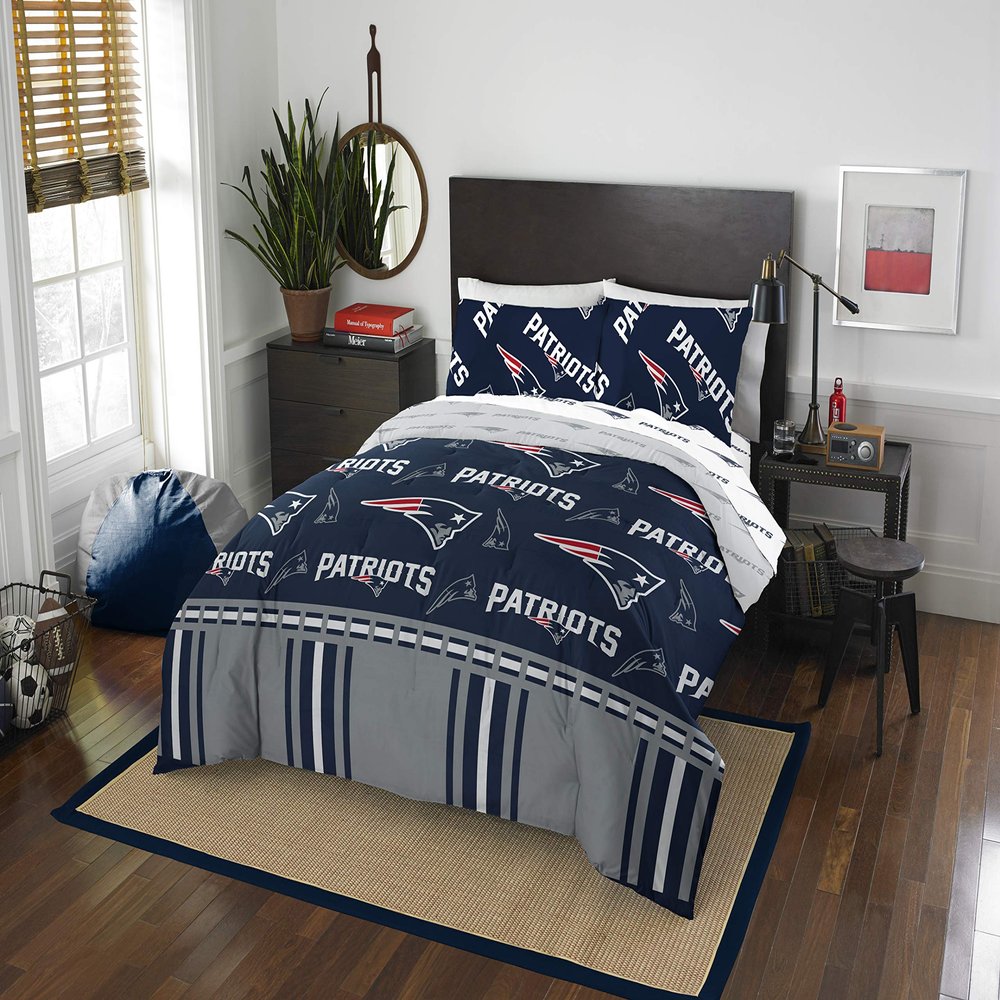Northwest NFL New England Patriots Bed in a Bag Set, Queen, Rotary Legacy