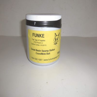 Funke Great Basin Swamp Stalker Raccoon/Mink Bait Pint
