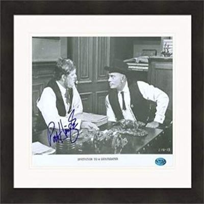 Sports Memorabilia Autograph Warehouse 465149 8 x 10 in. Pat Hingle Autographed Photo Matted & Framed for Invitation to A Gun Fighter