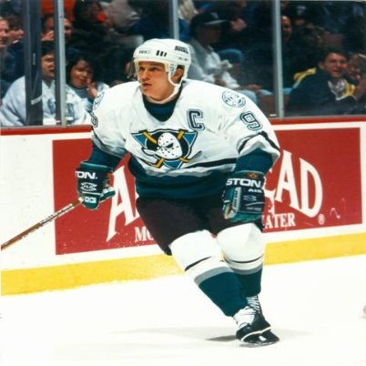 Autograph Warehouse 443589 8 x 10 in. Anaheim Ducks No.1 Paul Kariya Photo Frame