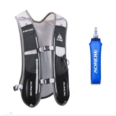 Win.Deeper 5L Lightweight Running Backpack Outdoor Sports Trail Racing Marathon Hiking Fitness Bag Hydration Vest Pack (Black + 500ML Water Bottle)