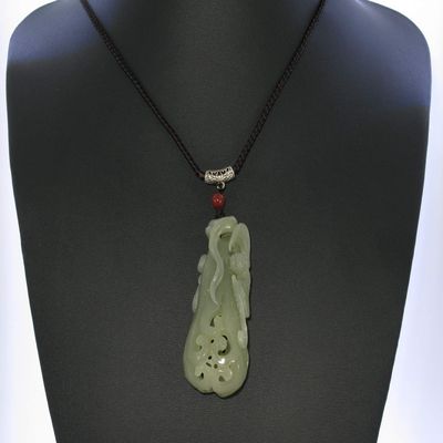 2.6" China Certified Nature Hetian Nephrite Jade Blessing Bat Hollow Carved Necklace Pendant 3380