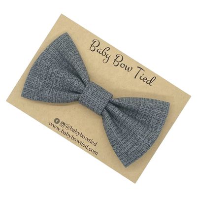 Handmade Pre-Tied Clip on Bow Tie for Baby to Young Boy (Medium, Textured Grey)