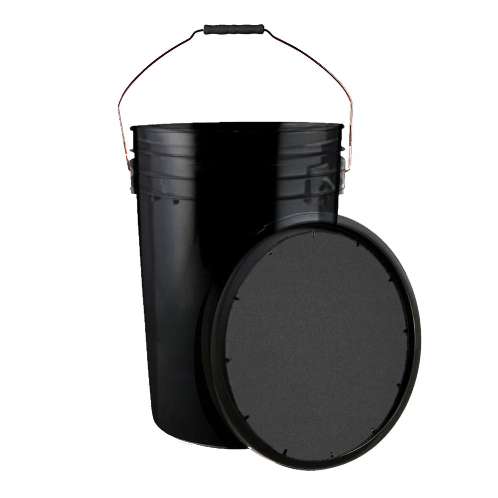 Champion Sports 6 Gallon Bucket with Padded Soft Seat Lid - Durable Construction - Balls Not Included - Ideal for Baseball, Softball, T-Ball, Practice Balls, and Lacrosse Black