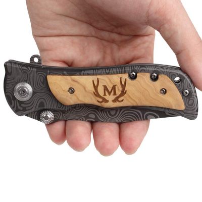 Fanfoobi Laser Engraved Pocket Knife with monogrammed M(from Alphabet 26 A-Z), Birthday Present for Men, Present for Boyfriend, Husband Anniversary Present