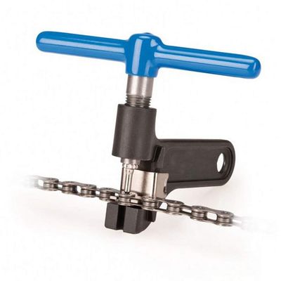 Bike Chain Tool with Blue Handle, Bicycle Chain Splitter, Hard-Wearing Breaker for Chain Link Break and Removal, Essential Bicycle Tool for Repairing