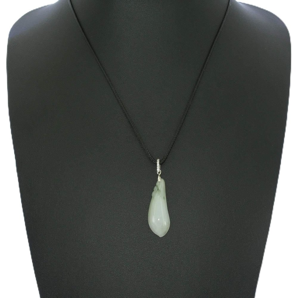1.3" China Certified Grade A Nature Hisui Jadeite Jade Nice Magnolia Hand Carved Neckalce Pendants (S925) 8829