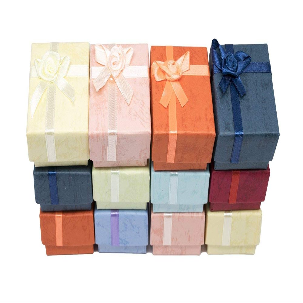 8 Piece Pack Flower Bow Tie Ring Gift Box with Rose-Bug Bow on top. 1 1/2 x 1 7/8 x 1 7/8 (38 x 48 x 48mm)