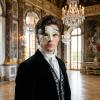 Thmyo Half Face Men's Phantom Of The Opera Vintage Design Venetian Carnival Masquerade Mask (Beige & black 2) view 3