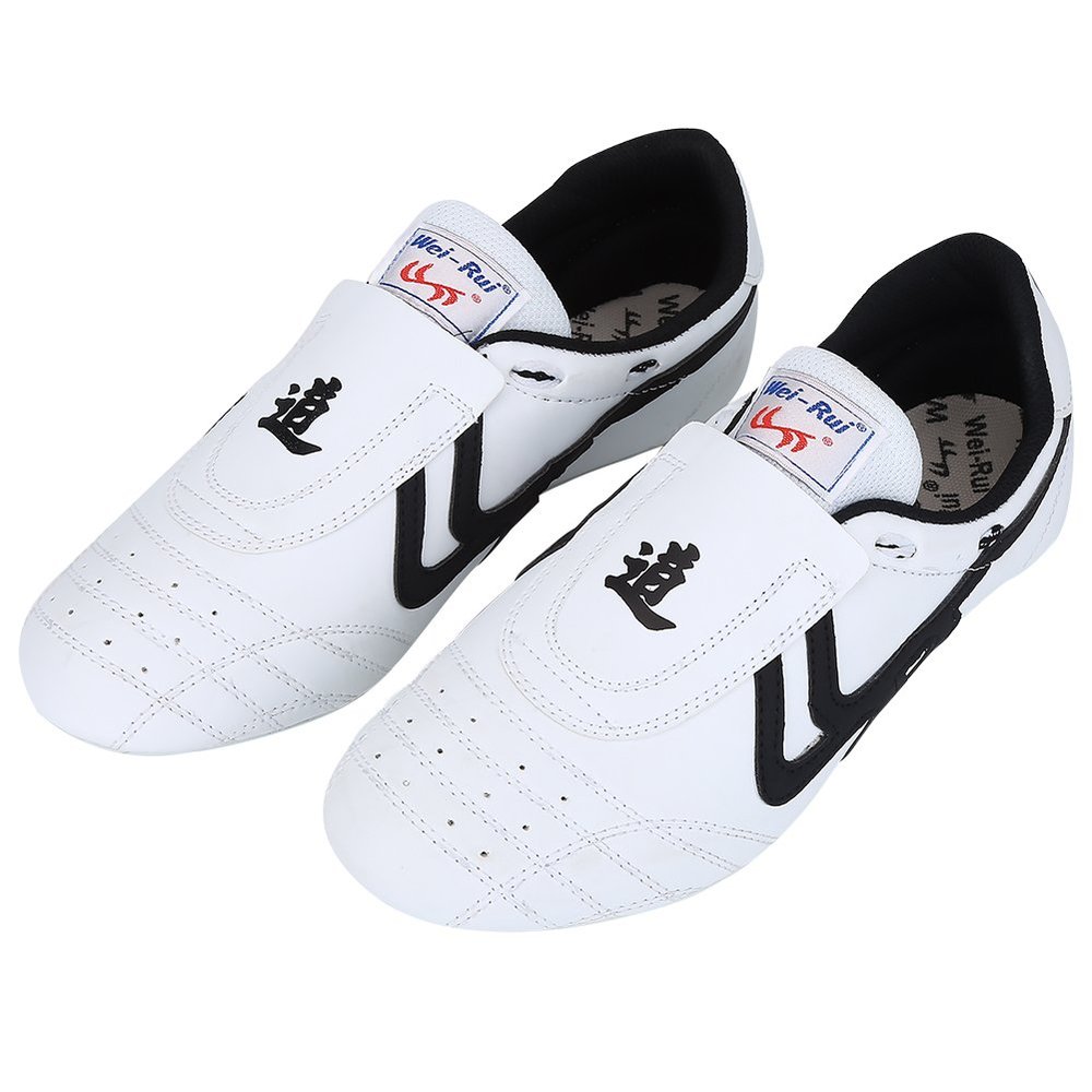 Martial Arts Training Shoes, Lightweight Breathable Sneakers for Taekwondo, Boxing, Kung Fu, Taichi, Black and White, Rubber Sole