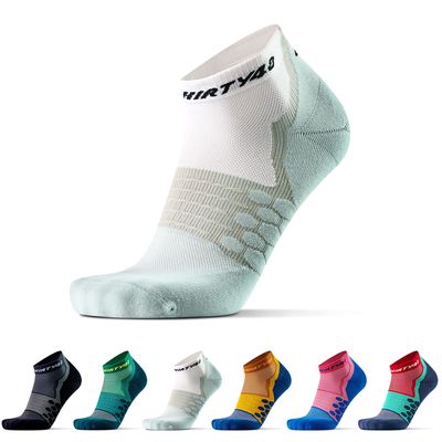 Thirty48 Performance Compression Low Cut Running Socks for Men and Women | More Compression Where Needed ([1 Pair] LightGray/White, XLarge - Women 11-13 // Men 12-14)