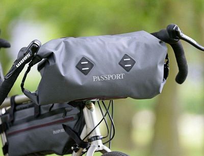 PASSPORT Handle Bar Bag, Double roll Ends (11L) - Grey - BAPPHBPX