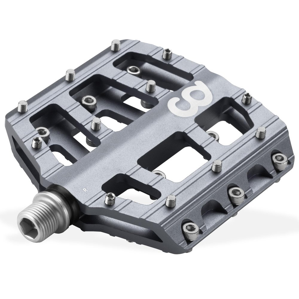 CyclingDeal Flat Mountain BMX/MTB Aluminum Bike Sealed Bearing Pedals - Large Bicycle Platform Pedals 9/16" with Anti-Skid Nail - Grey