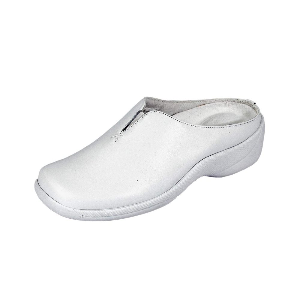 24 Hour Comfort Isabella (1234) Women's Wide Width Leather Professional Clogs White 6